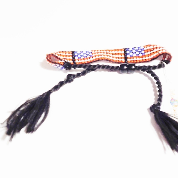 247B184 Red White & Blue Flag Beaded Bracelet - Picture 5 of 5